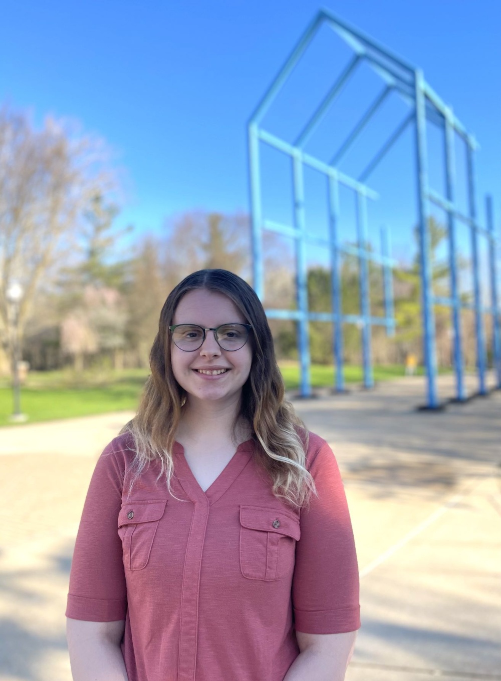 Pullins Wins Outstanding Paper Award